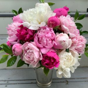 Букет з 21 півонії Сусанна