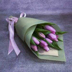 Букет 9 тюльпанів Єсфір