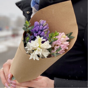 Букет із 3 гіацинтів Міра